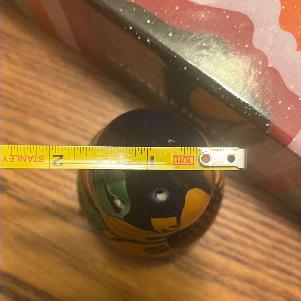 Hand-Painted Floral Salt and Pepper Shakers - Picture 14 of 14